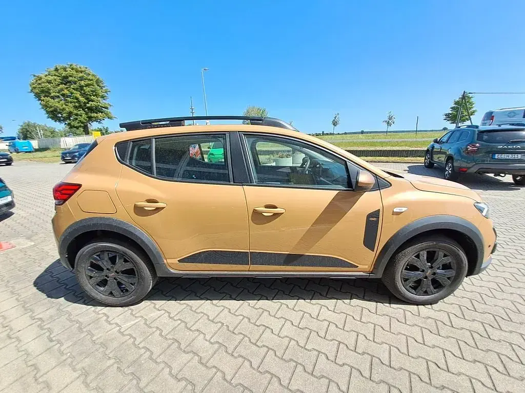 Neu Dacia Sandero Extreme 91 PS (66 kW) 2025 Beige Limousine