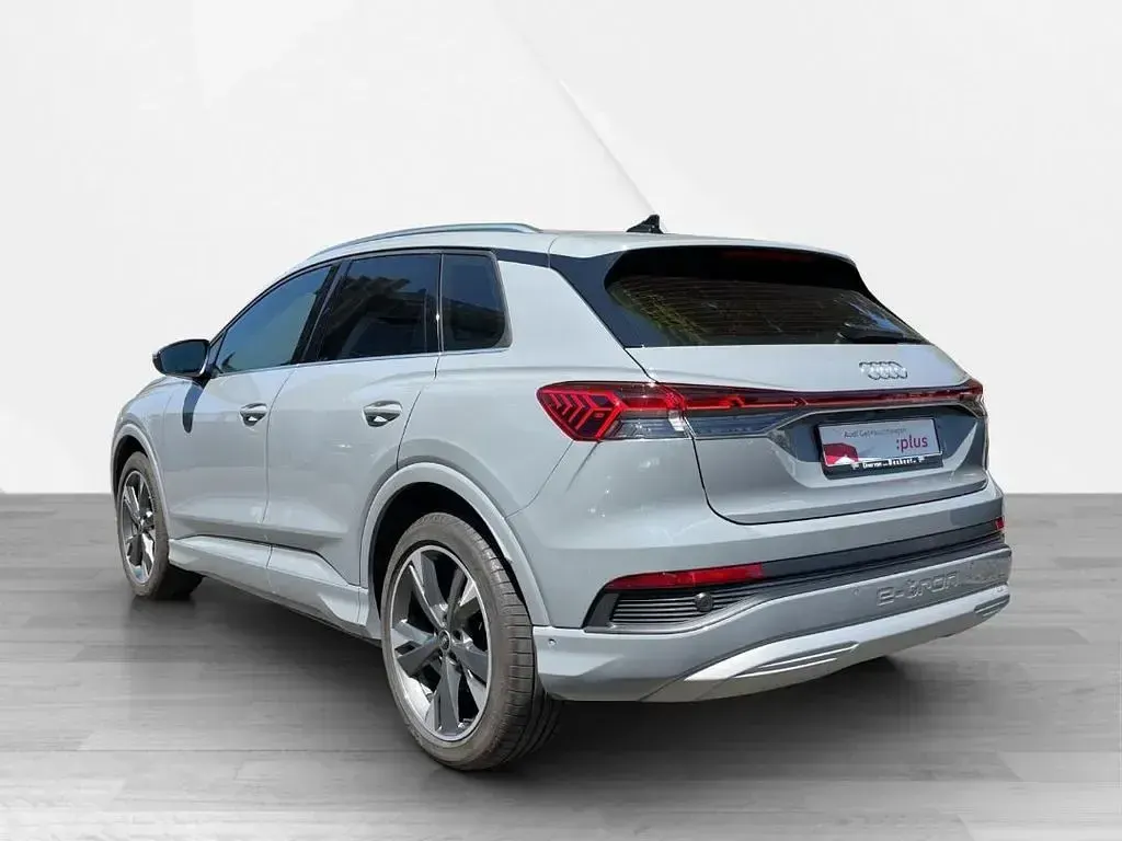 Gebraucht Audi Q4 e-tron Advanced Plus 125 kW (170 PS) 2023 Kieselgrau SUV