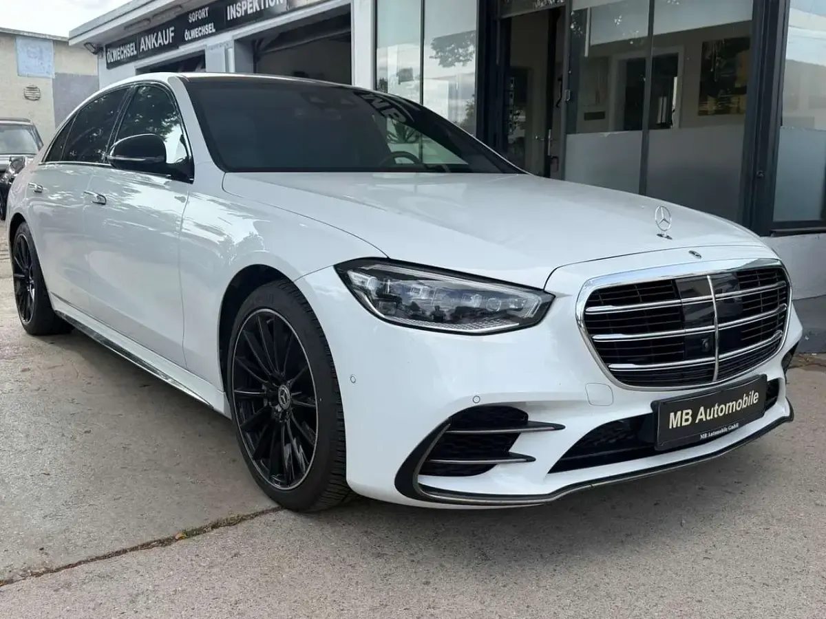 Gebraucht Mercedes S580 AMG line 503 PS (369 kW) 2024 Opalithweiss Limousine