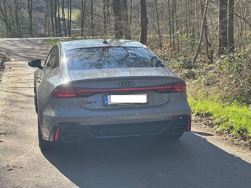 Gebraucht Audi RS7 Performance 630 PS (463 kW) 2025 Grau Kleinwagen