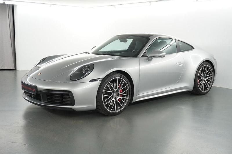 Silber Gebraucht 2024 Porsche 992 Coupé | 157.700 € (Fairer Preis) - Bild 1/4