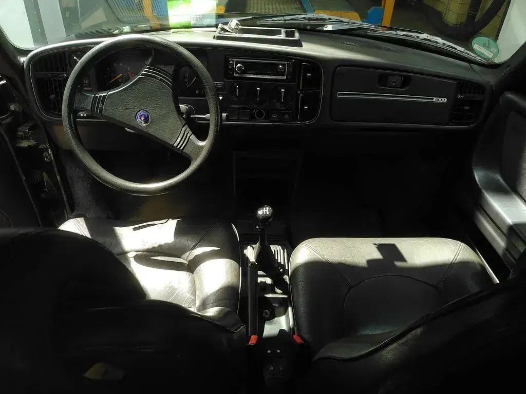 Gebraucht Saab 900 Cabriolet 126 PS (92 kW) 1990 Schwarz Cabrio