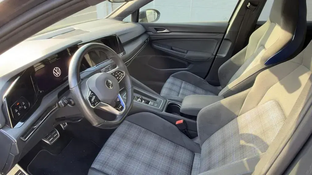 Gebraucht VW Golf VIII GTE 245 PS (180 kW) 2021 Grau Kleinwagen