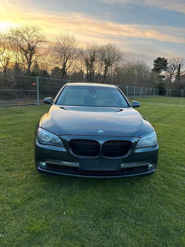 Gebraucht BMW 730 2012 Grau Limousine
