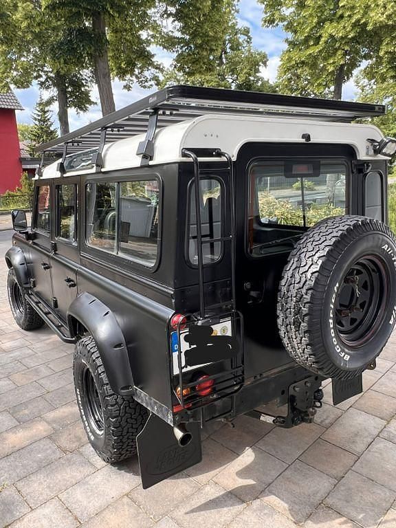 Gebraucht Land Rover Defender 122 PS (89 kW) 2009 Schwarz SUV