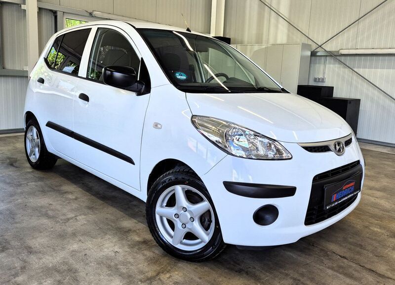 Weiß Gebraucht 2009 Hyundai i10 Edition+ Kleinwagen | 3.390 € (Teuer) - Bild 1/4
