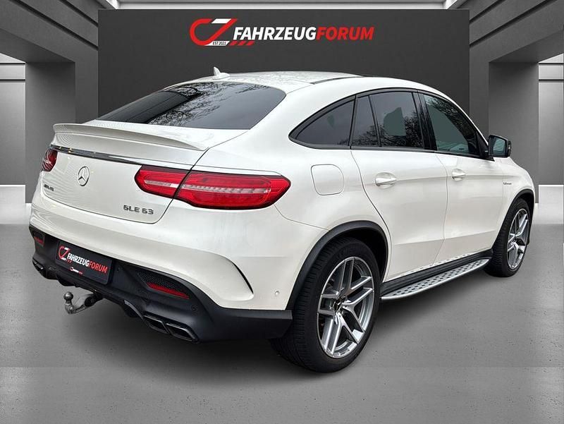 Gebraucht Mercedes GLE63 AMG AMG 557 PS (409 kW) 2018 Diamantweiss  metalliclack SUV
