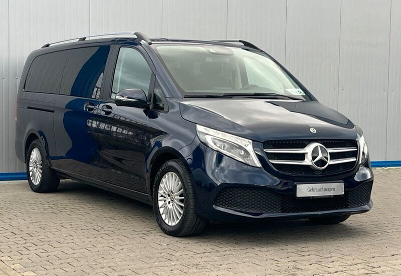 Gebraucht Mercedes V300 239 PS (175 kW) 2019 Blau Van / Kleinbus