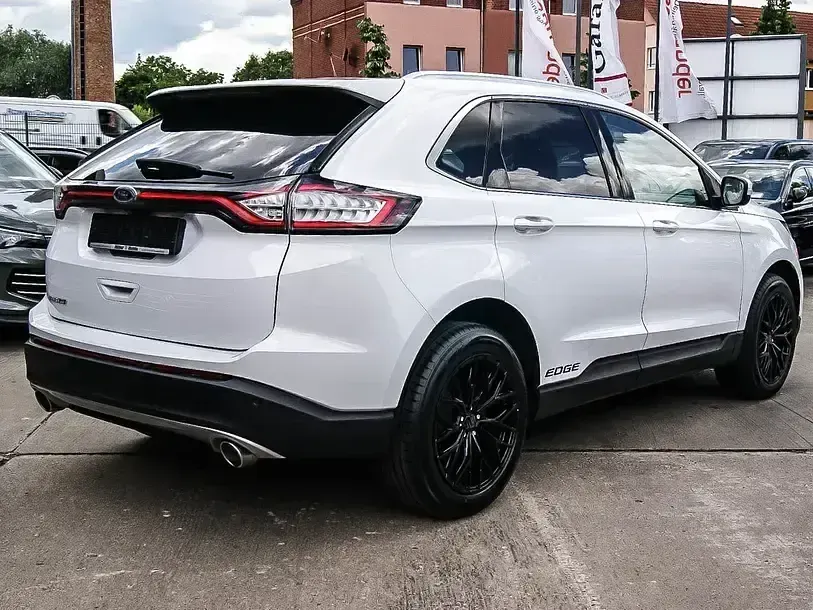 Gebraucht Ford Edge Titanium 180 PS (132 kW) 2017 Liquid weiß (metallic) SUV