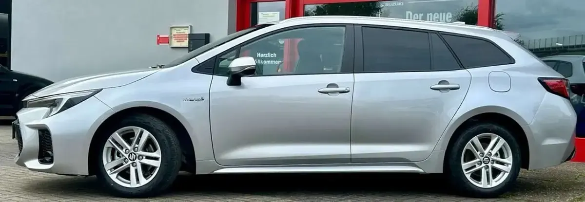 Neu Suzuki Swace Comfort+ 140 PS (102 kW) 2026 Silver metallic Kombi