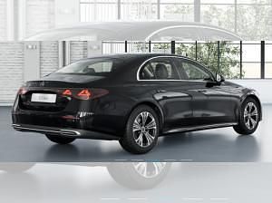 Neu Mercedes E200 204 PS (150 kW) 2026 Schwarz (unilack schwarz uni) Limousine