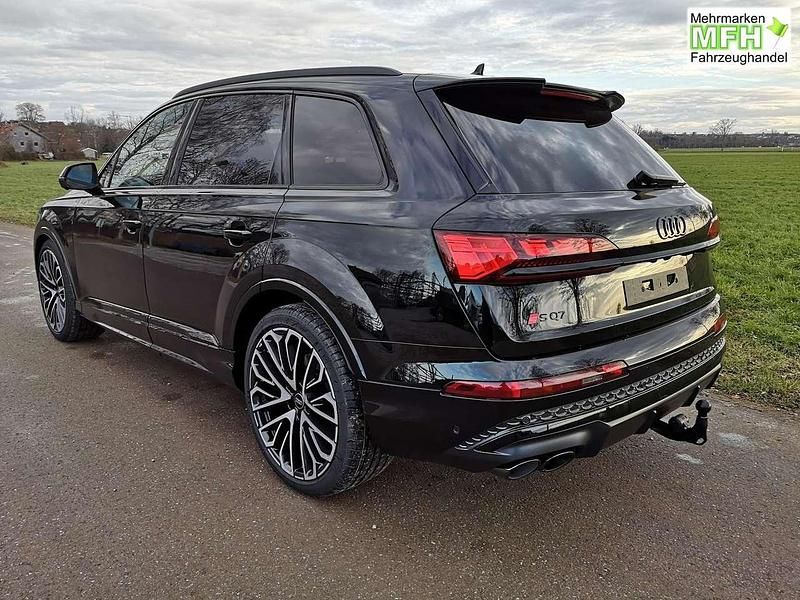 Gebraucht Audi SQ7 Ambiente 507 PS (372 kW) 2024 Mythosschwarz metallic SUV