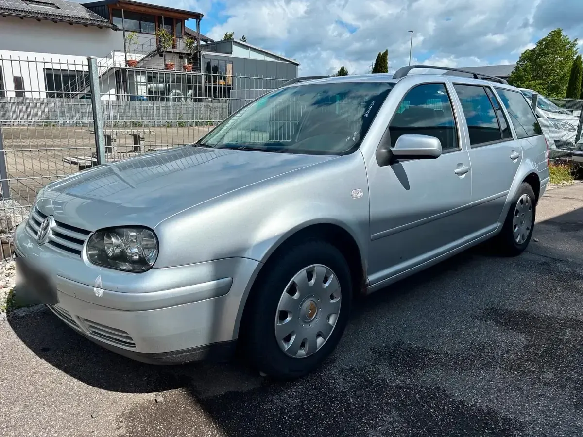 Gebraucht VW Golf IV 105 PS (77 kW) 2005 Silber Kombi