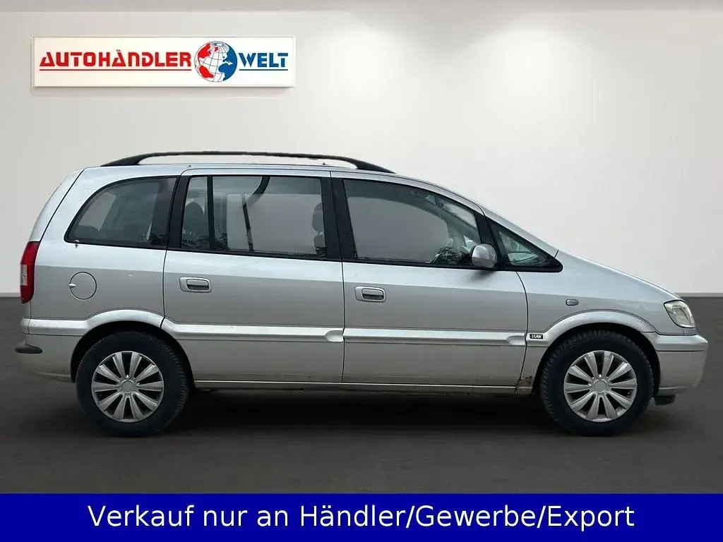 Gebraucht Opel Zafira 101 PS (74 kW) 2005 Silber Van / Kleinbus