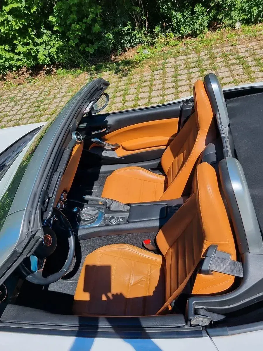 Gebraucht Fiat 124 Spider Lusso 140 PS (102 kW) 2018 Weiß Cabrio