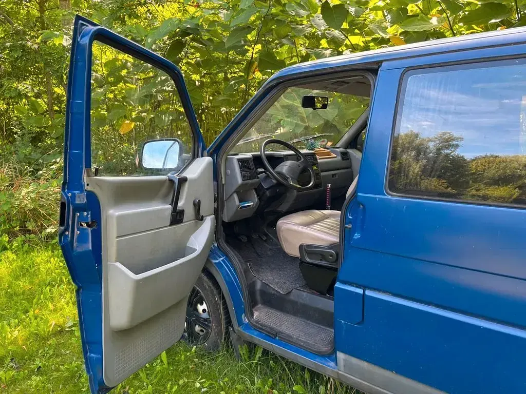 Gebraucht VW T4 84 PS (61 kW) 1995 Blau Van