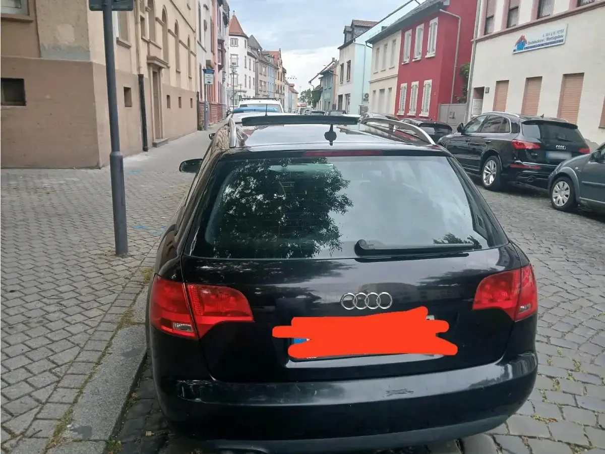 Gebraucht Audi A4 143 PS (105 kW) 2005 Schwarz Kombi