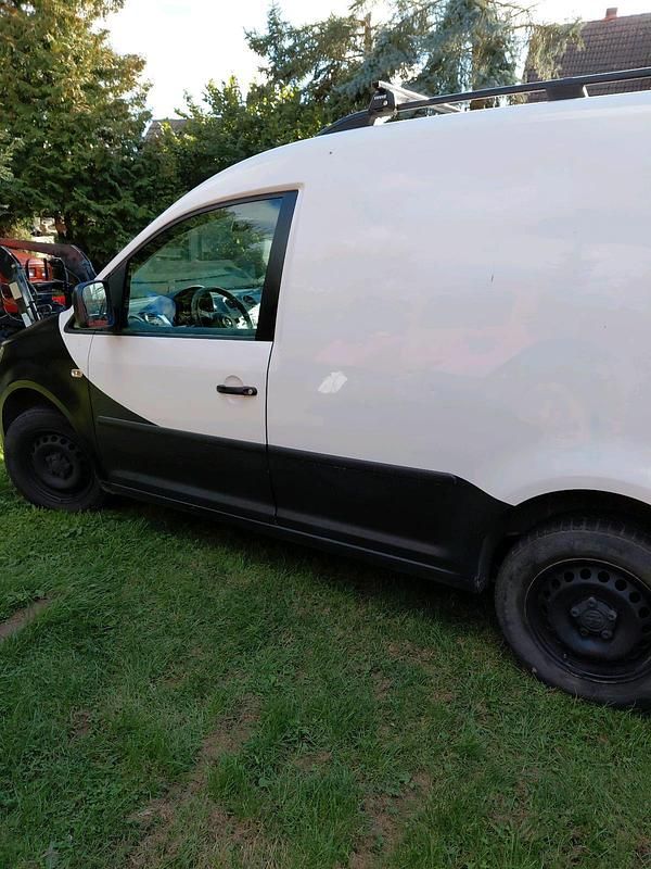 Weiß Gebraucht 2012 VW Caddy Van / Kleinbus | 4.800 € (Superpreis) - Bild 1/4