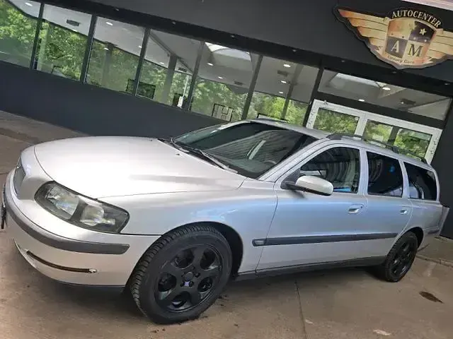 Gebraucht Volvo V70 Comfort 140 PS (102 kW) 2003 Silber Kombi