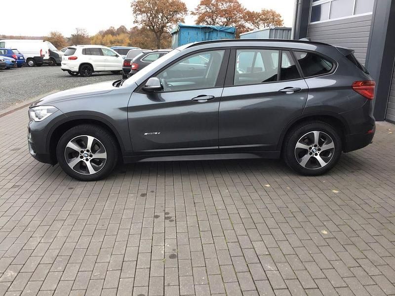 Gebraucht BMW X1 Advantage 150 PS (110 kW) 2017 Grau SUV