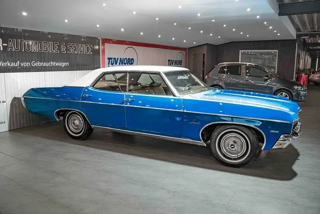 Used Chevrolet Impala 254 HP (186 kW) 1970 Blue Sedan