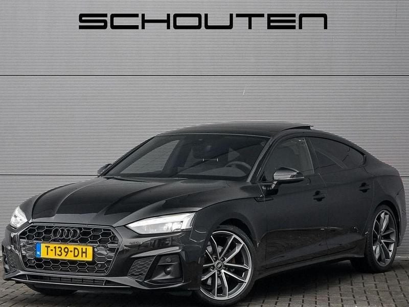 Schwarz Gebraucht 2023 Audi A5 Sportback Competition Kleinwagen | 30.188 € (Superpreis) - Bild 1/4
