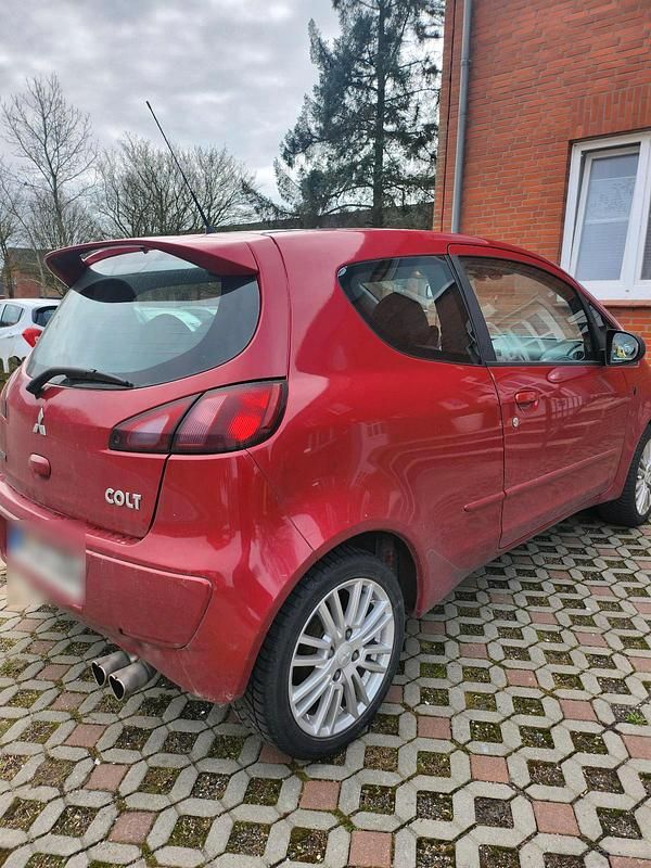 Gebraucht Mitsubishi Colt 98 PS (72 kW) 2008 Rot Kleinwagen