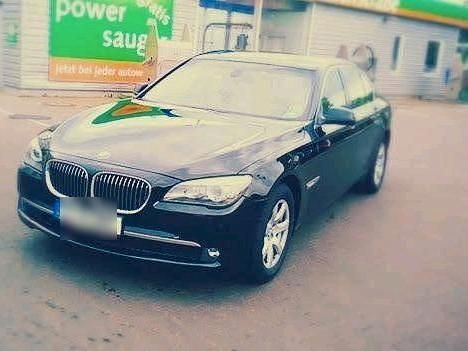 Schwarz Gebraucht 2010 BMW 730 Limousine | 13.000 € (Fairer Preis) - Bild 1/4