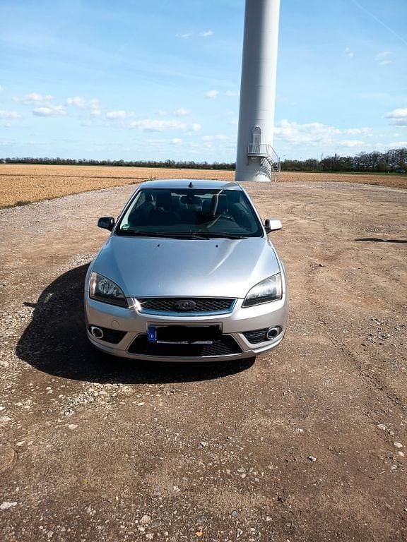 Gebraucht Ford Focus Cabriolet Titanium 145 PS (106 kW) 2007 Silber Cabrio