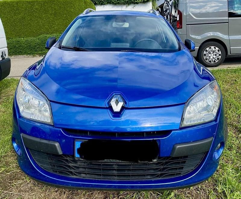 Gebraucht 2011 Renault Mégane GrandTour Dynamique Kombi | 1.200 € (Superpreis) - Bild 1/4