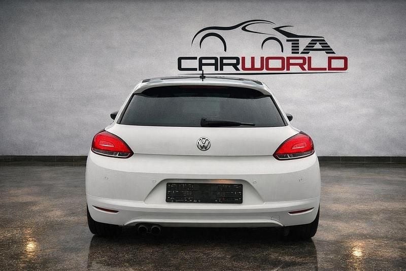 Gebraucht VW Scirocco 160 PS (117 kW) 2009 Weiß Coupé