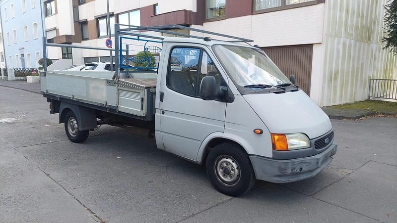 Second-hand Ford Transit 69 CP (50 kW) 1997 Gri Monovolum