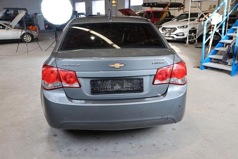 Gebraucht Chevrolet Cruze LTZ 163 PS (119 kW) 2012 Grau Limousine