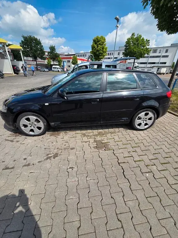 Gebraucht Audi A3 Attraction 102 PS (75 kW) 2006 Schwarz Kleinwagen
