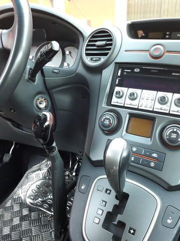 Gebraucht Kia Carens EX 190 PS (139 kW) 2007 Schwarz metallic Van / Kleinbus
