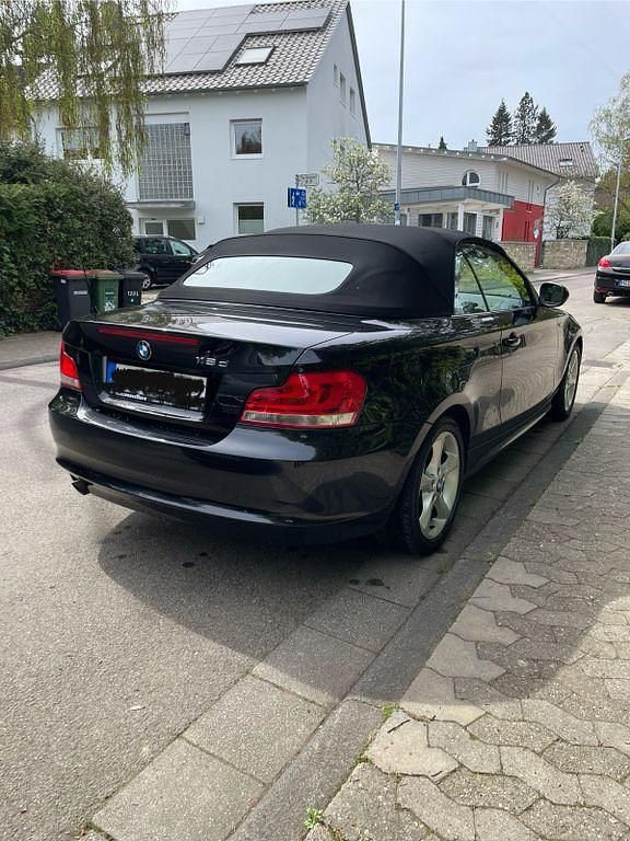 Gebraucht BMW 118 143 PS (105 kW) 2014 Schwarz Kleinwagen
