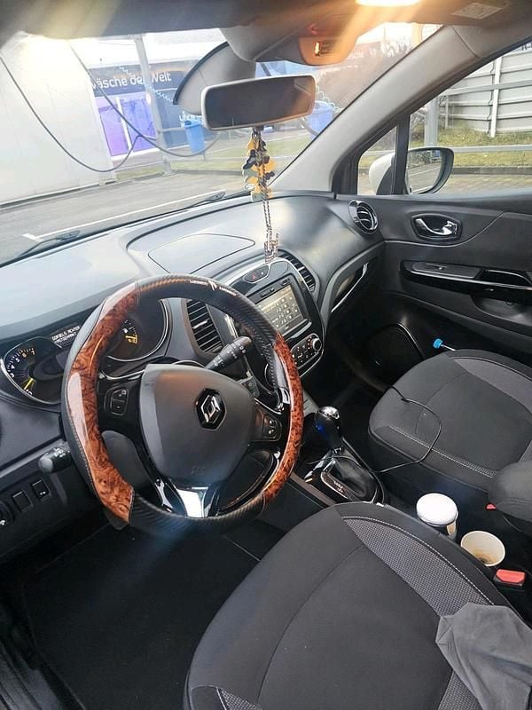 Gebraucht Renault Clio IV 118 PS (86 kW) 2015 Braun Limousine