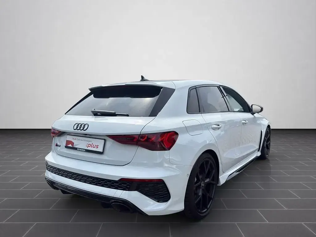 Gebraucht Audi RS3 Sport 400 PS (294 kW) 2023 Weiß Limousine