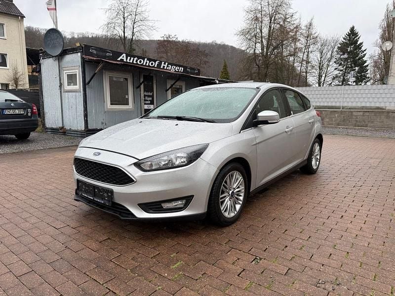 Gebraucht Ford Focus 101 PS (74 kW) 2017 Silber Limousine