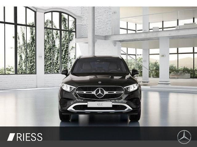 Schwarz Gebraucht 2025 Mercedes GLC200 Avantgarde SUV | 49.980 € (Guter Preis) - Bild 1/4