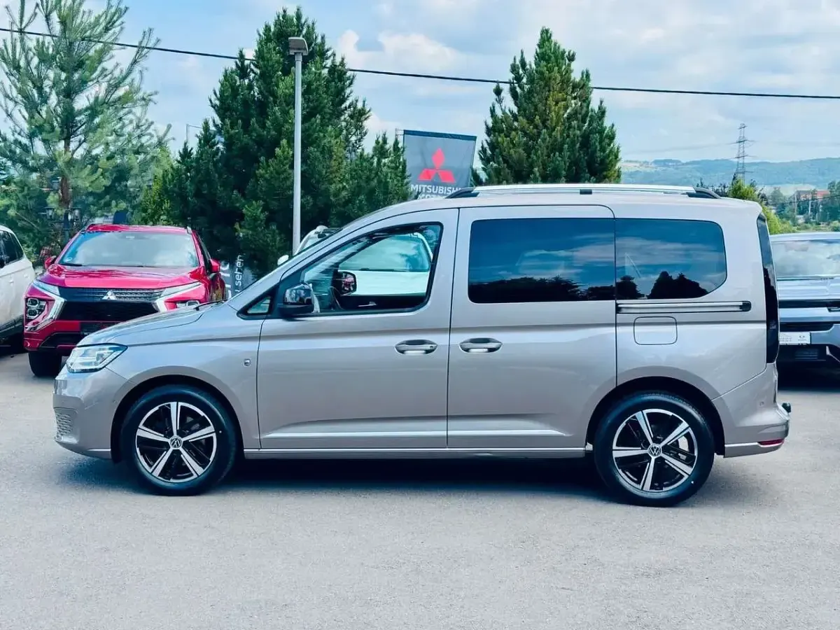 Gebraucht VW Caddy Style 114 PS (83 kW) 2021 Beige Van / Kleinbus