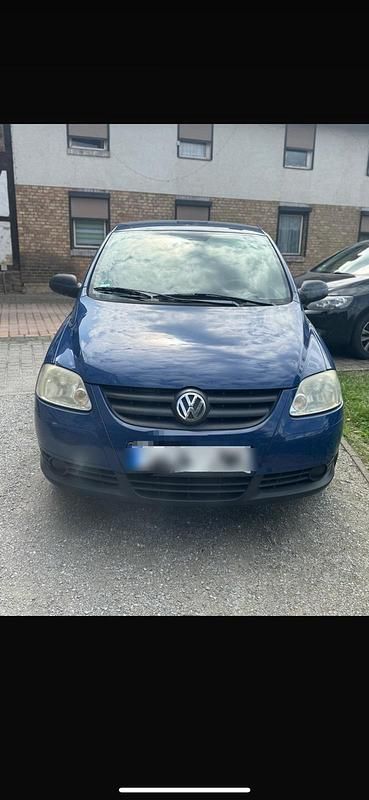 Blau Gebraucht 2005 VW Fox Kleinwagen | 1.400 € (Fairer Preis) - Bild 1/4