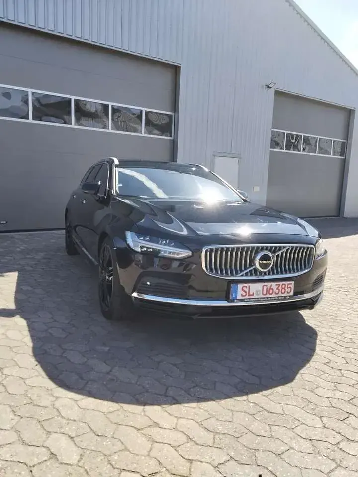 Gebraucht Volvo V90 Inscription 253 PS (186 kW) 2021 Black solid "stone" / solid Kombi