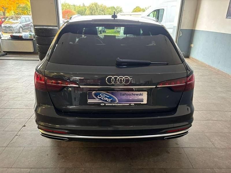 Gebraucht Audi A4 Advanced 150 PS (110 kW) 2020 Manhattangrau Kombi