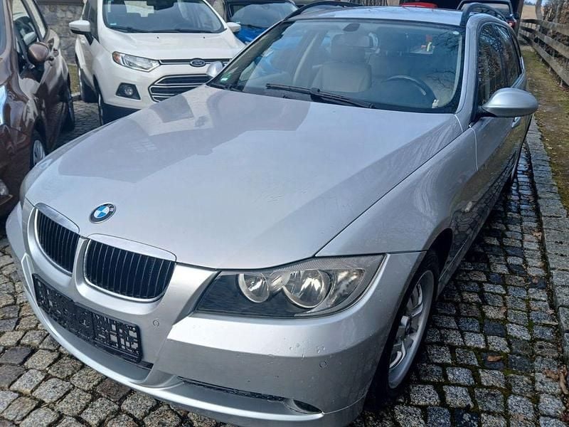 Gebraucht BMW 325 218 PS (160 kW) 2005 Silber Kombi