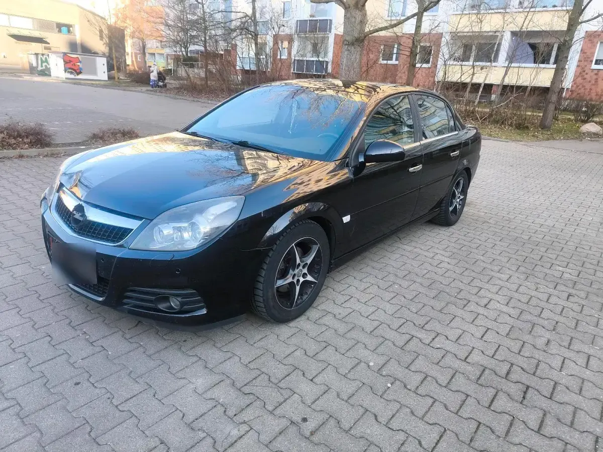 Gebraucht Opel Vectra 147 PS (108 kW) 2009 Schwarz Limousine