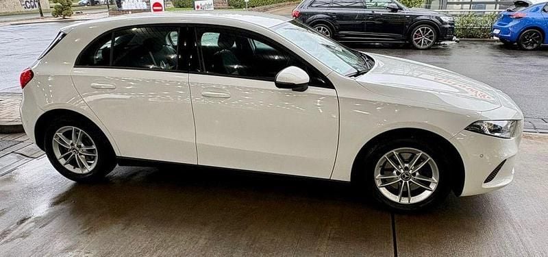 Gebraucht Mercedes A200 163 PS (119 kW) 2019 Weiß Limousine