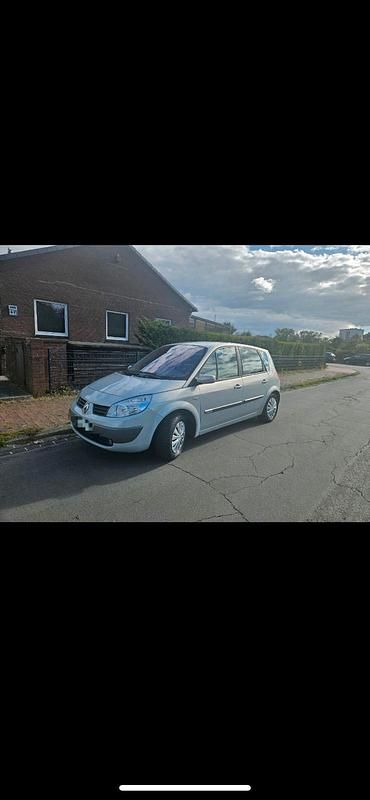 Silber Gebraucht 2007 Renault Scénic II Dynamique Van / Kleinbus | 2.200 € (Fairer Preis) - Bild 1/4