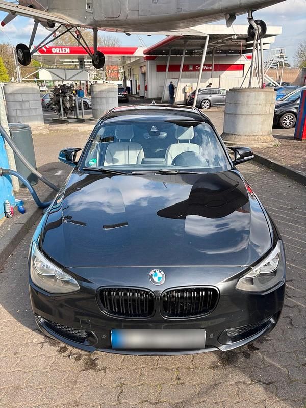 Gebraucht BMW 118 M Performance 170 PS (125 kW) 2012 Schwarz Kleinwagen