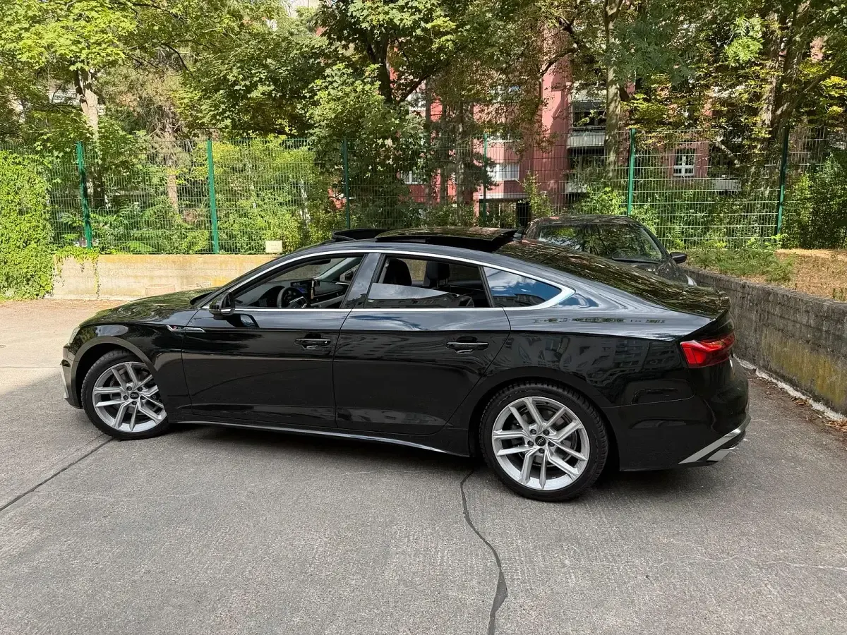 Gebraucht Audi A5 Sportback S-Line 150 PS (110 kW) 2024 Schwarz Kleinwagen